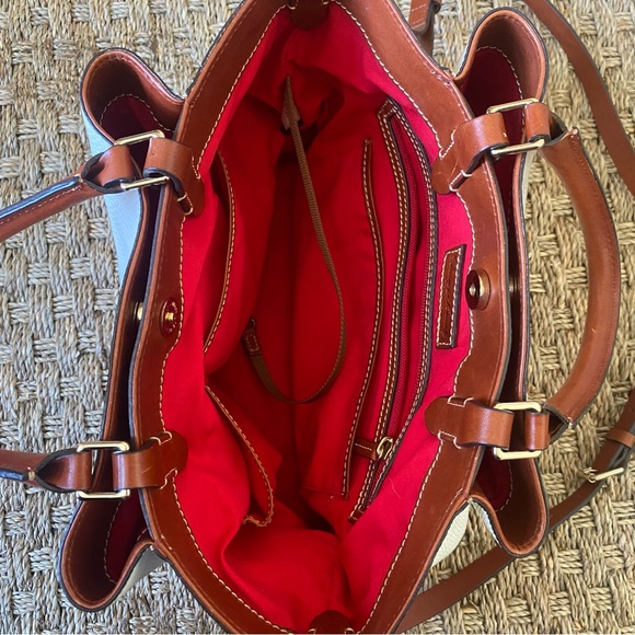 Dooney and Bourke City Flynn bag - Picture 8 of 8